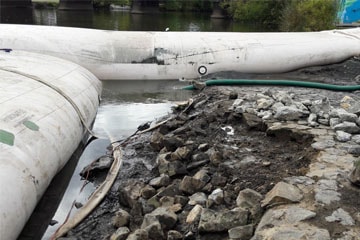 mobiler Damm im Wasserbau:Slipanlage