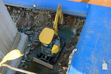 mobiler Damm im Wasserbau: Sanierung Brückenpfeiler
